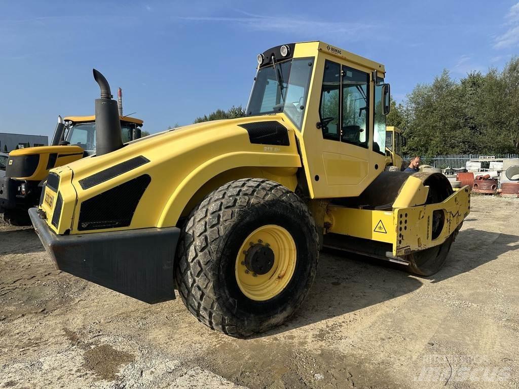Bomag BW213-DH4 Valjci sa jednim bubnjem