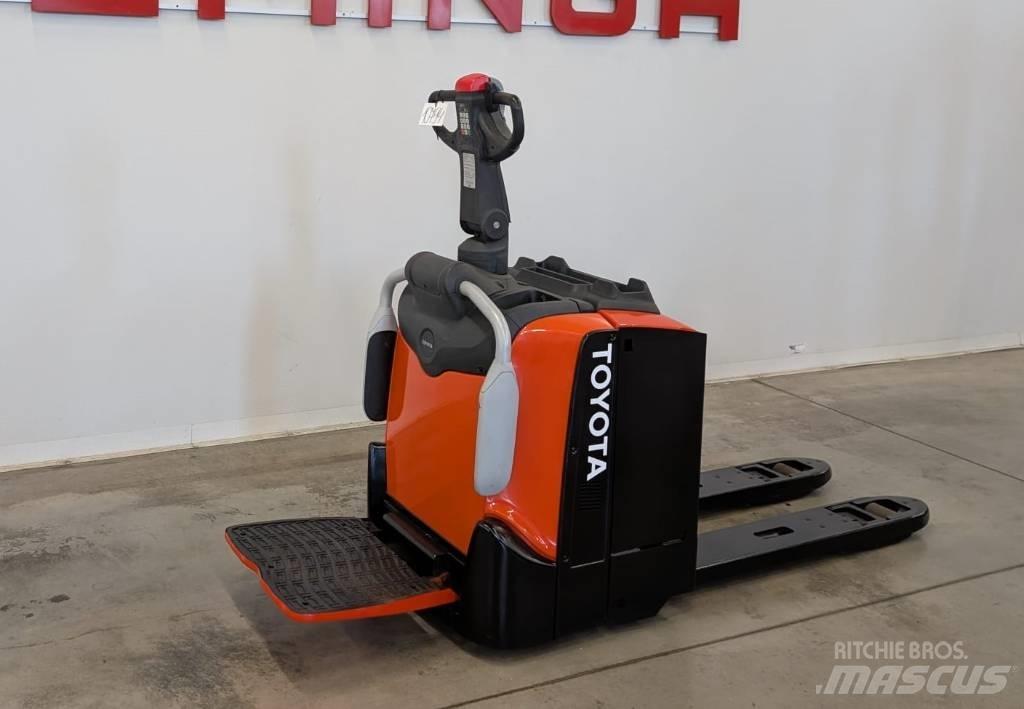 Toyota 10794 LPE200 Električni viljuškari