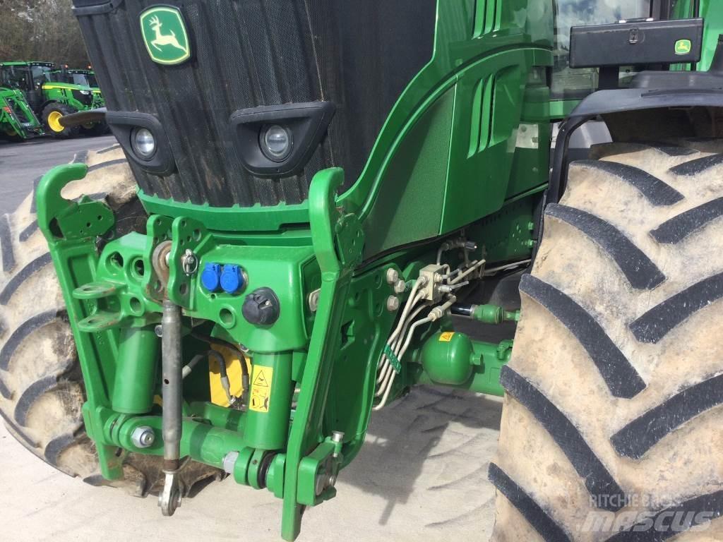 John Deere 6195M Traktori