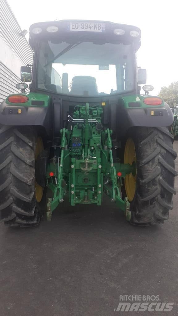 John Deere 6110 R Traktori