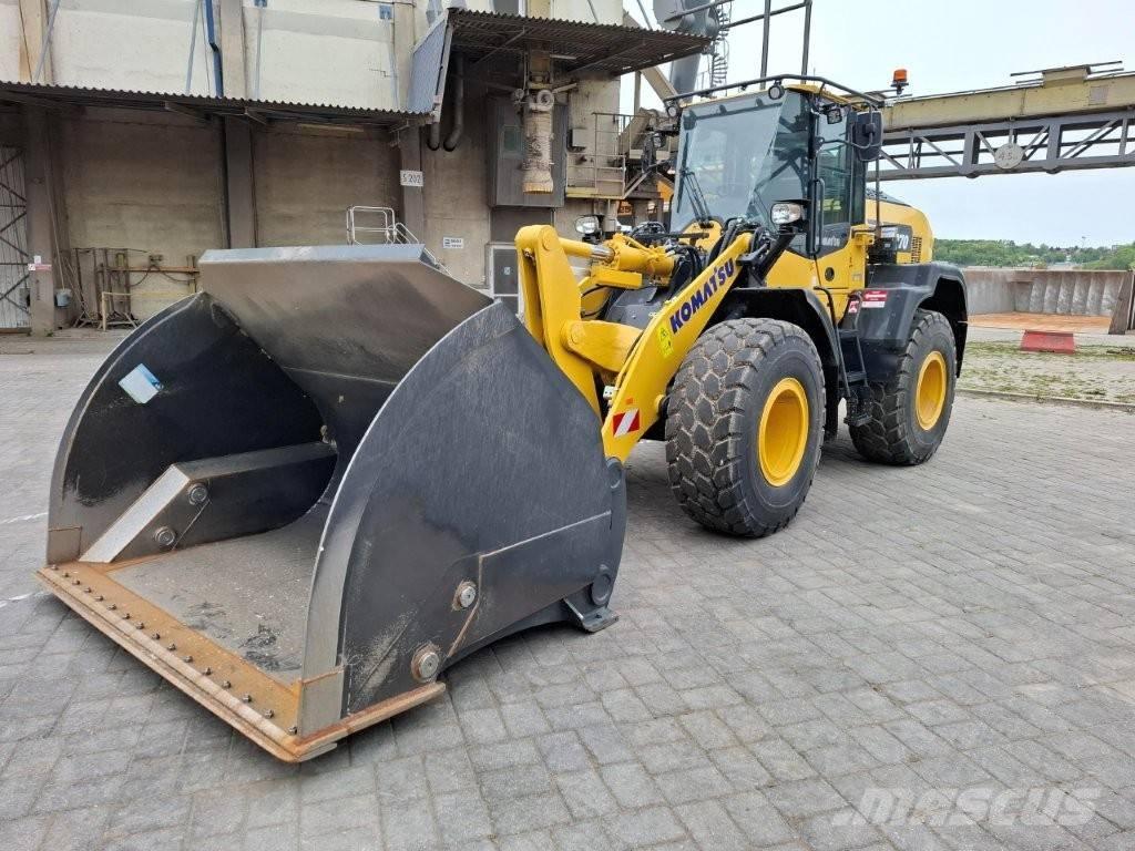 Komatsu WA 270-8E0 Utovarivači na točkove
