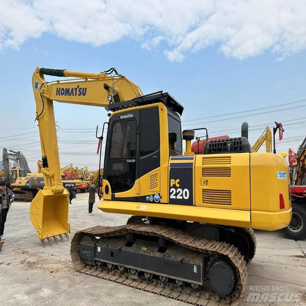 Komatsu PC 220-8 Bageri guseničari