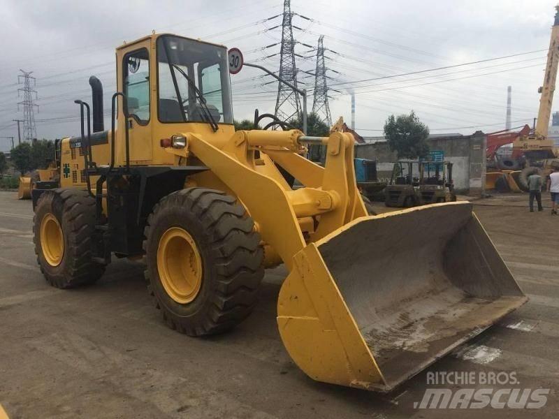 Komatsu WA 320 Rovokopači