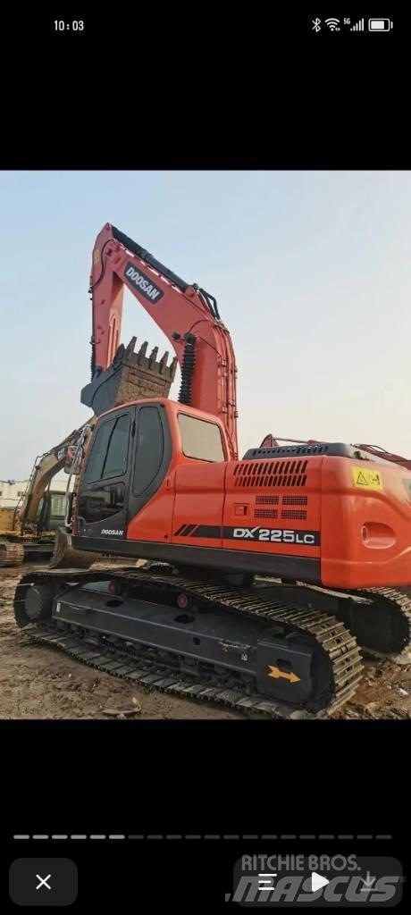 Doosan DX 220 Bageri guseničari