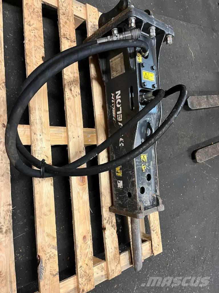 Develon HB01 Čekići