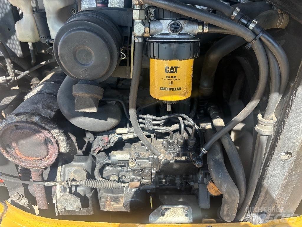 CAT 302.7 D Mini bageri < 7t
