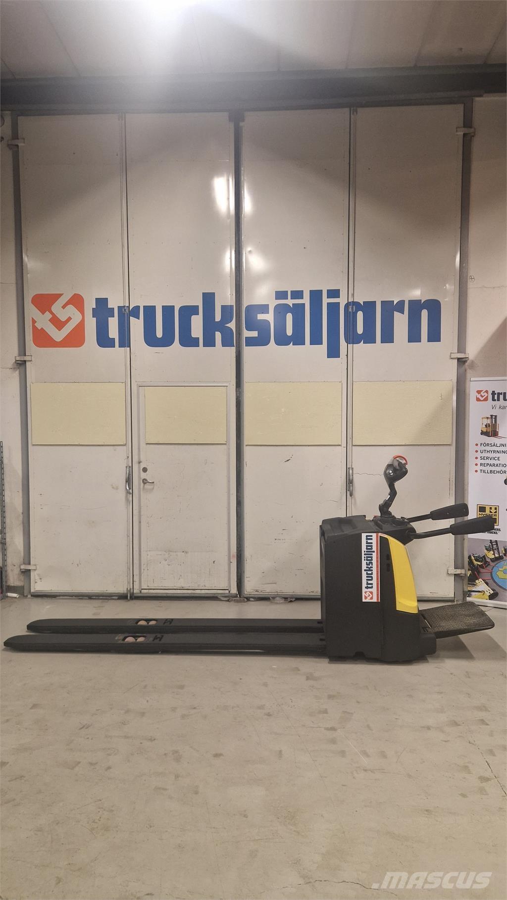 Hyster P2.5S Ručni električni viljuškar