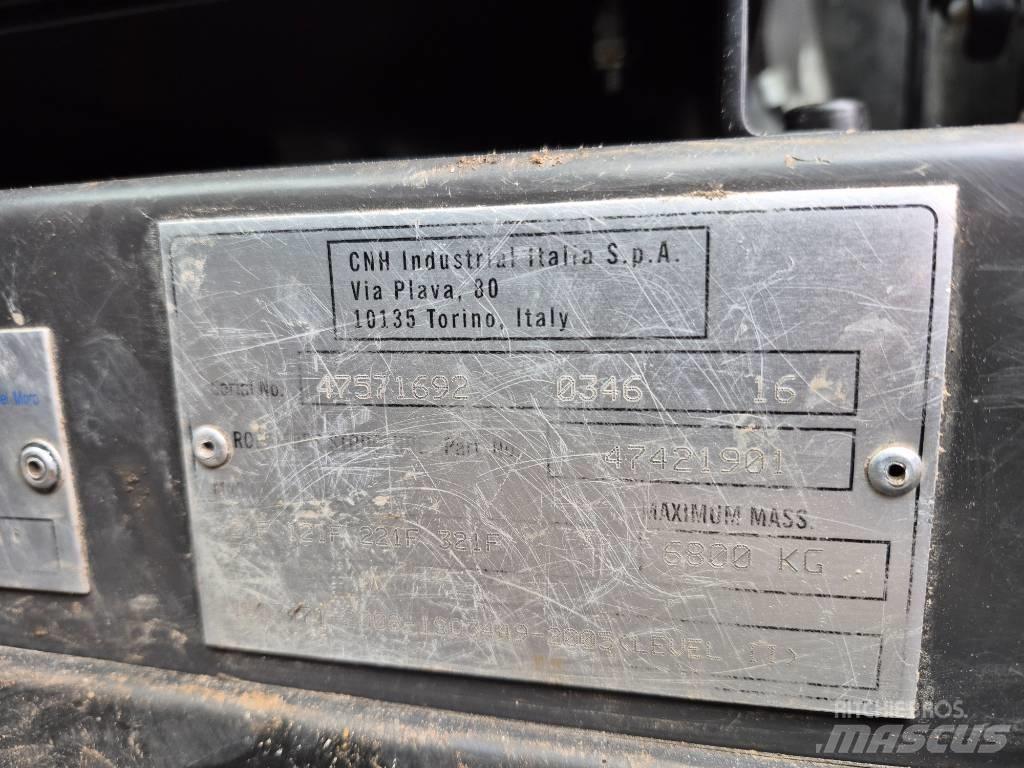 CASE 321 F Utovarivači na točkove