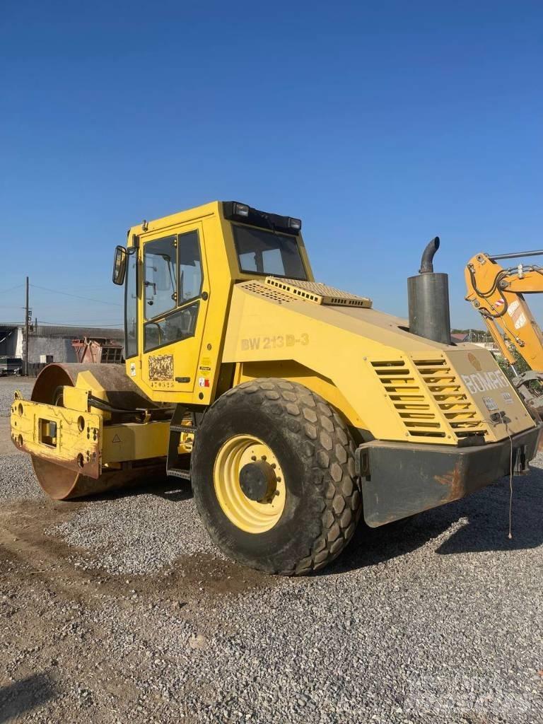 Bomag BW 213 D-3 Valjci sa jednim bubnjem