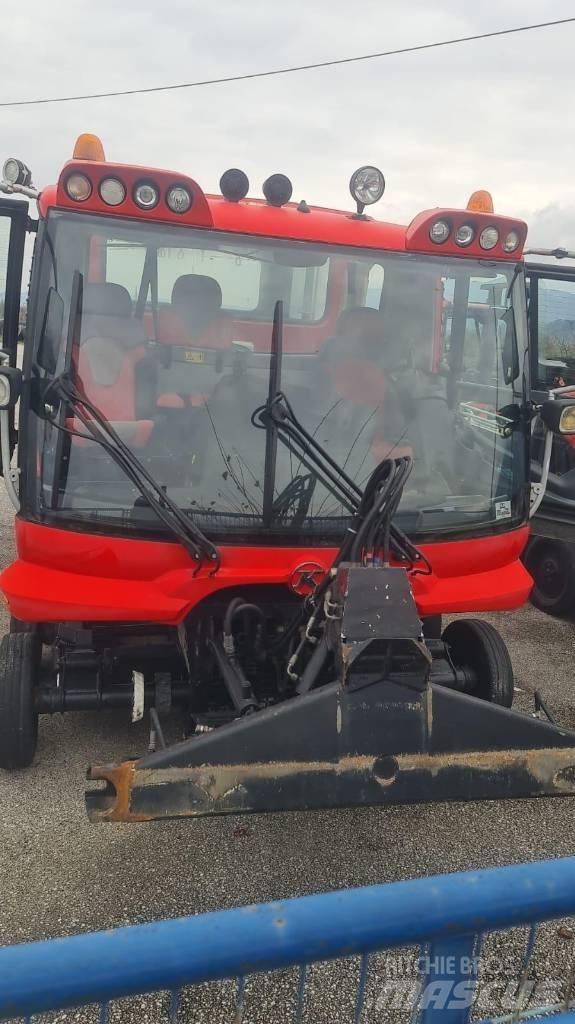  PistenBully  600 Ratraki