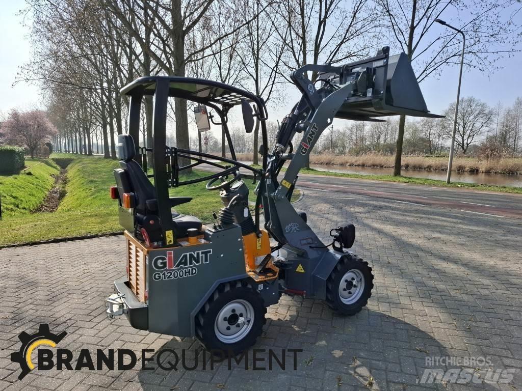 GiANT G1200HD Utovarivači na točkove