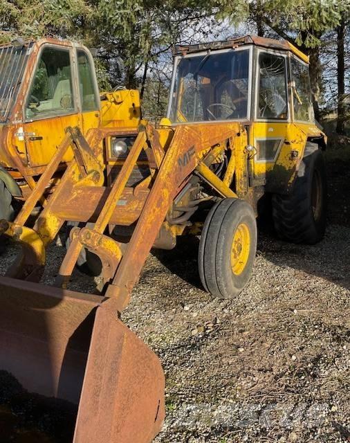 Massey Ferguson 50HX Rovokopači