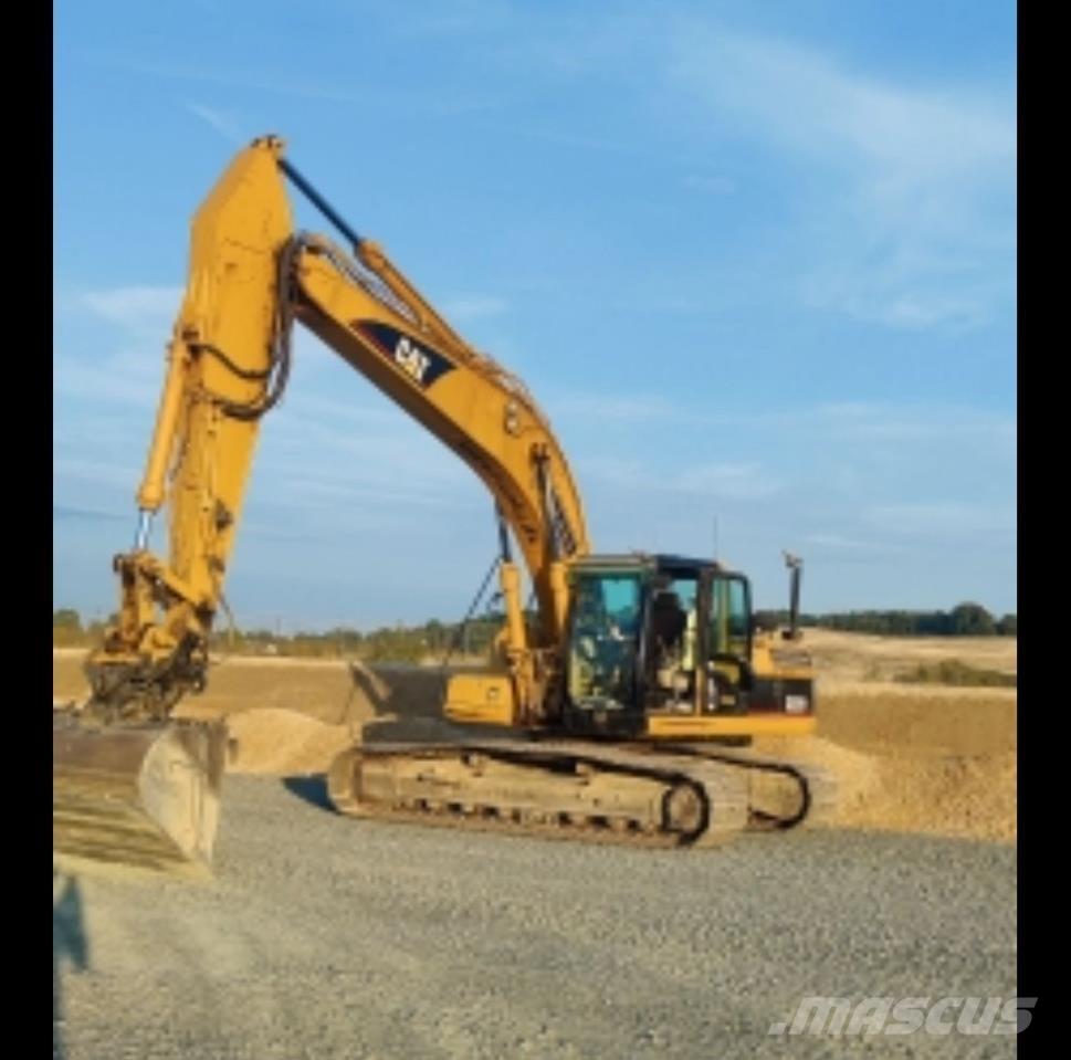 CAT 322C Bageri guseničari