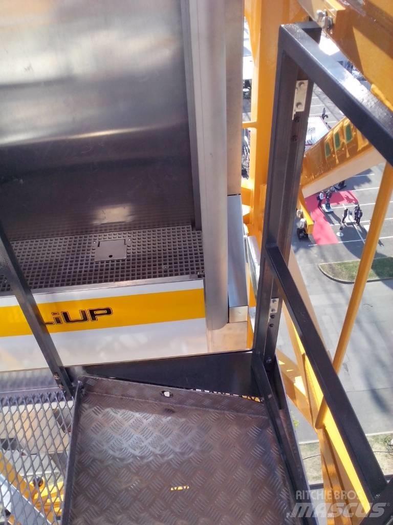 Liebherr LiUp 200 Utovorne dizalice, vitla i liftovi za materijal