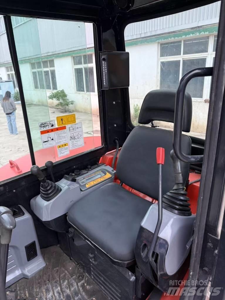 Kubota KX163 Mini bageri < 7t