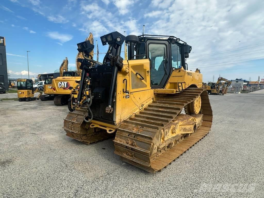 CAT D 6 XE Buldožeri guseničari