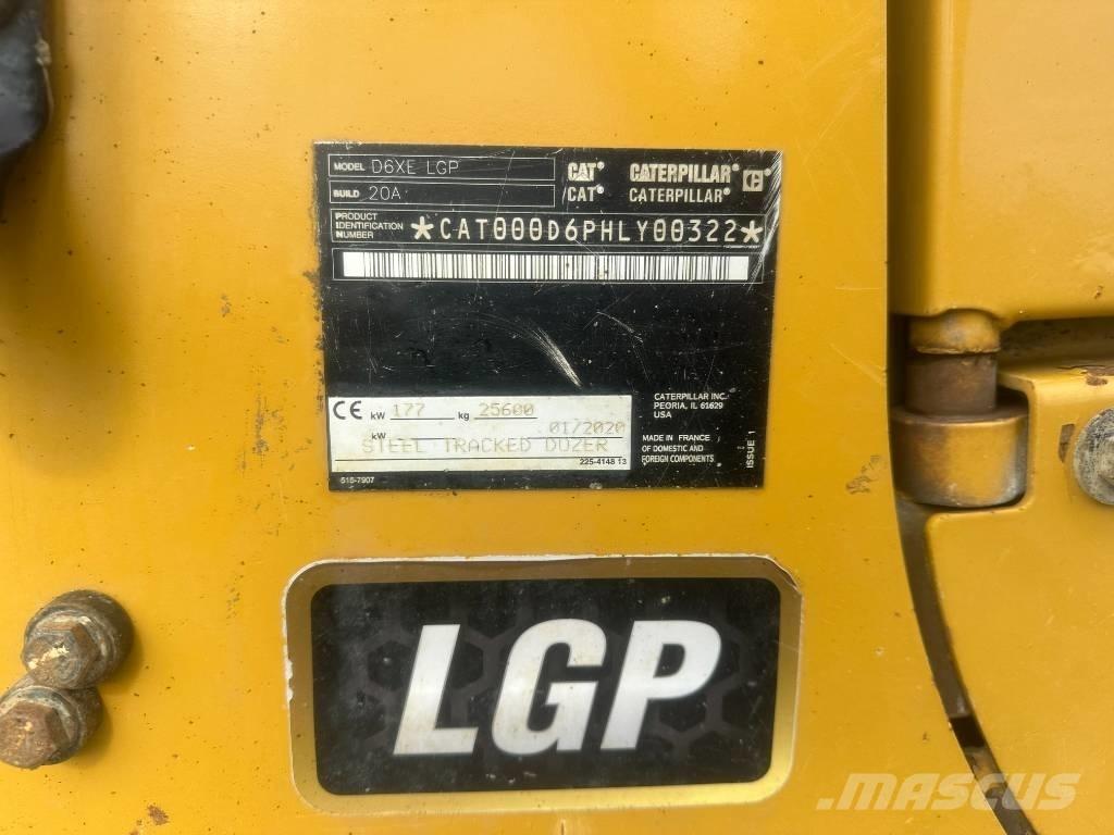 CAT D 6 XE Buldožeri guseničari