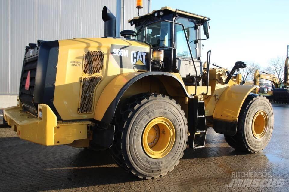 CAT 966M Utovarivači na točkove