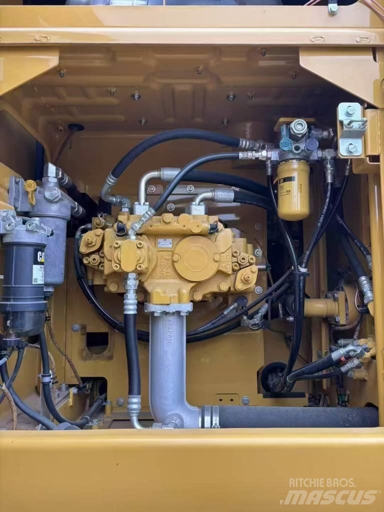 CAT 320 E Bageri guseničari