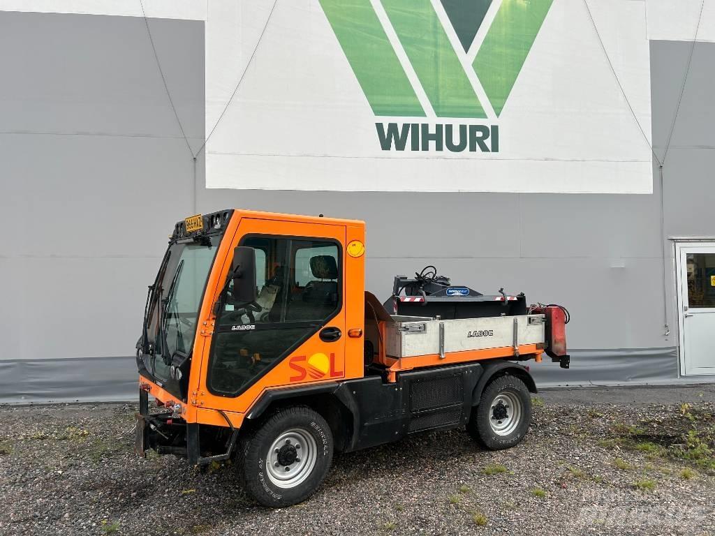 Ladog T1400 Pomoćne mašine
