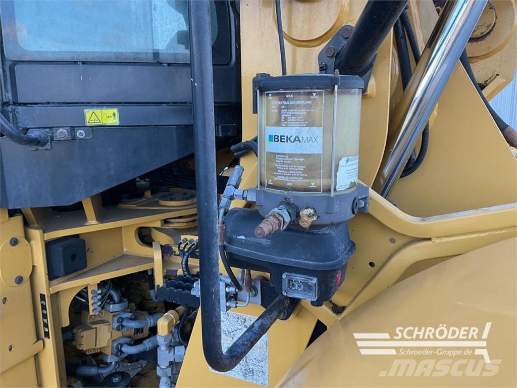  938 M Utovarivači na točkove