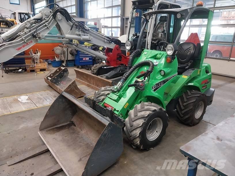 Avant 640 Skid steer mini utovarivači