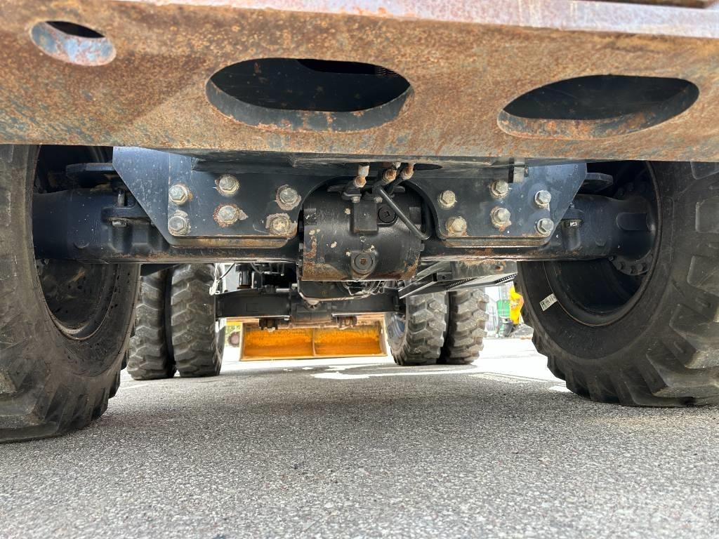 Komatsu PW160-11 Bageri točkaši