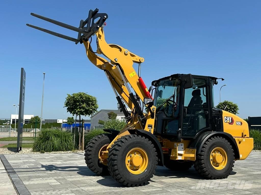 CAT 906 Utovarivači na točkove