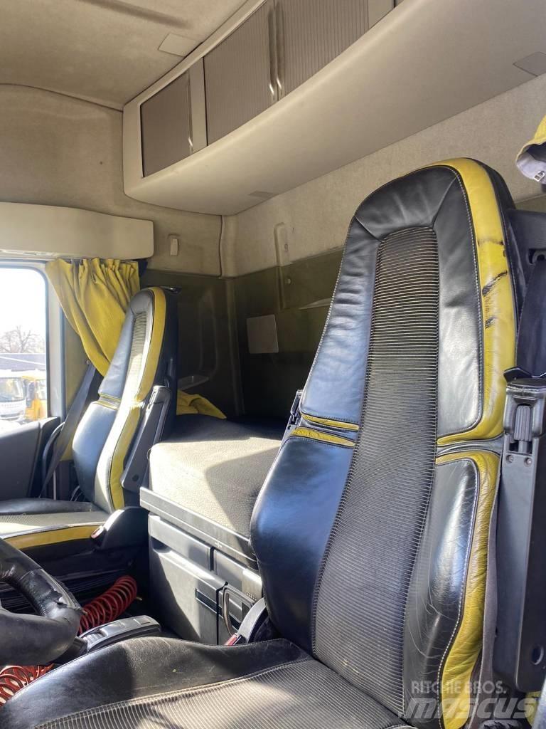 Volvo FH 16 660 Kamioni sa ravan platformom / vitlom