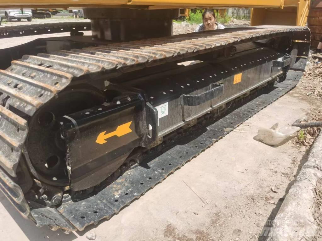 CAT 310 Bageri guseničari