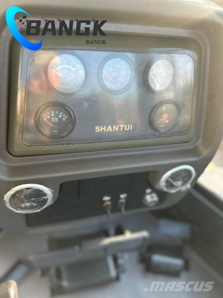 Shantui SD 16 Buldožeri guseničari