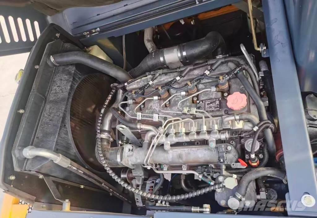  新源 75 Bageri točkaši