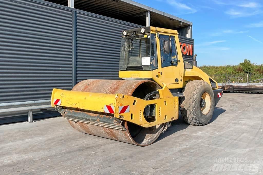 Bomag BW 213 DH-4 Valjci sa jednim bubnjem