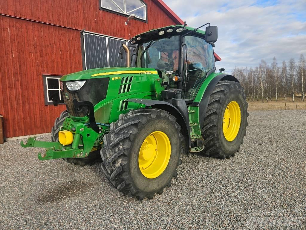 John Deere 6210 R Traktori