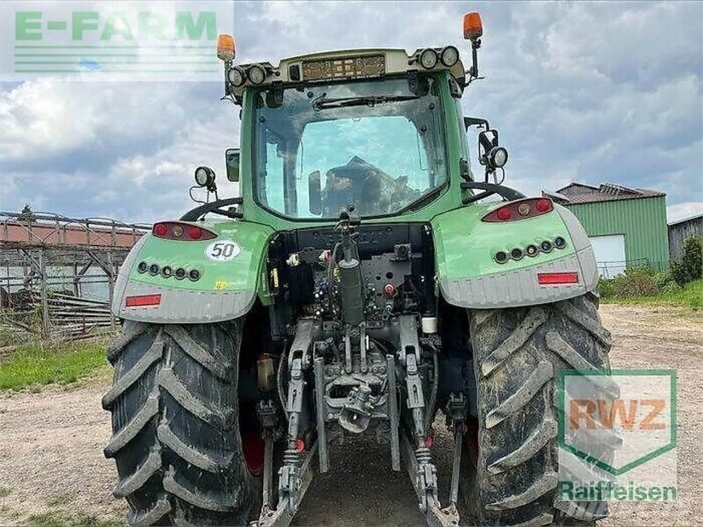 Fendt 718 vario Traktori