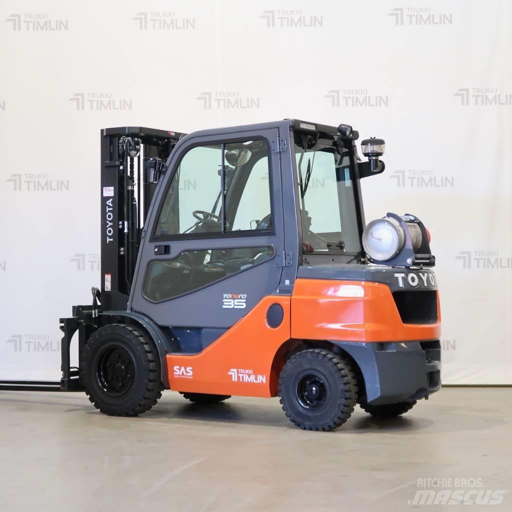 Toyota 02-8FGJF35 Plinski viljuškari