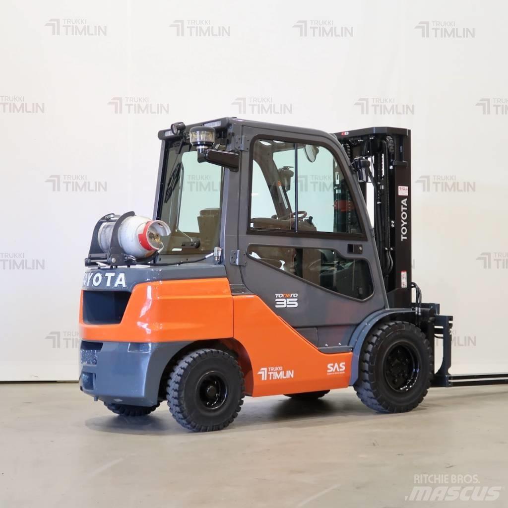 Toyota 02-8FGJF35 Plinski viljuškari