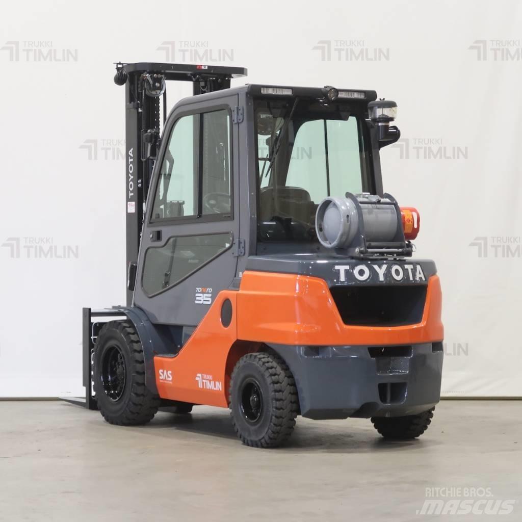 Toyota 02-8FGJF35 Plinski viljuškari