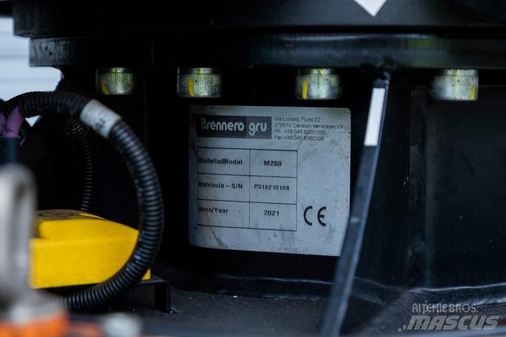 BG Lift M250E Polovni mini kranovi