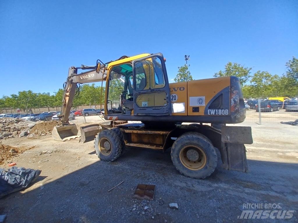 Volvo EW 180 B Bageri točkaši