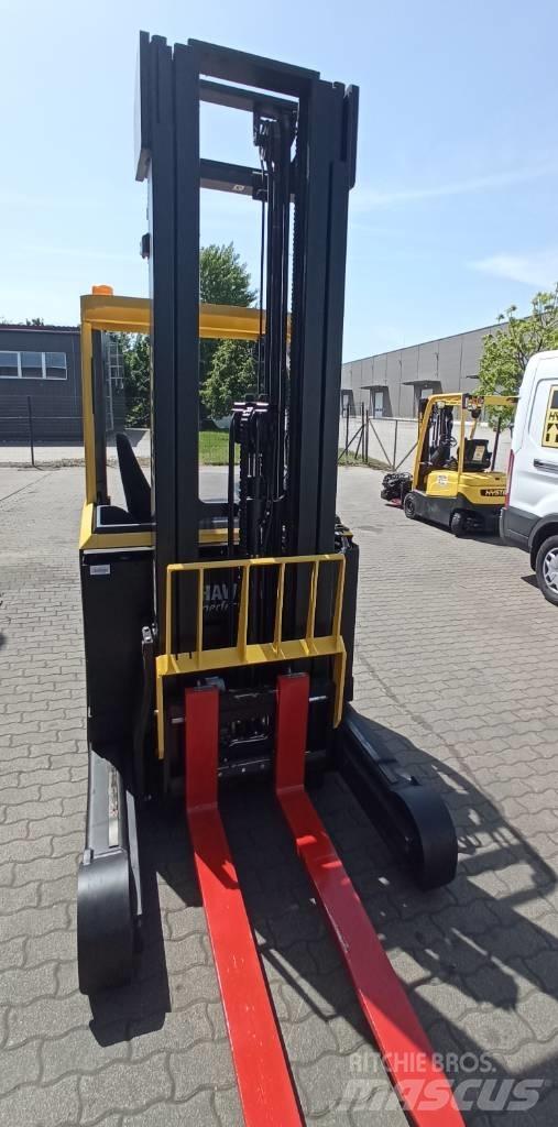 Hyster R 1.4 Viljuškari sa pomičnim stupom
