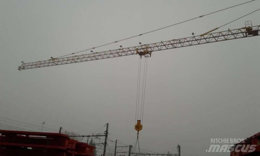 Potain MD 235 J12 Kranovi tornjevi