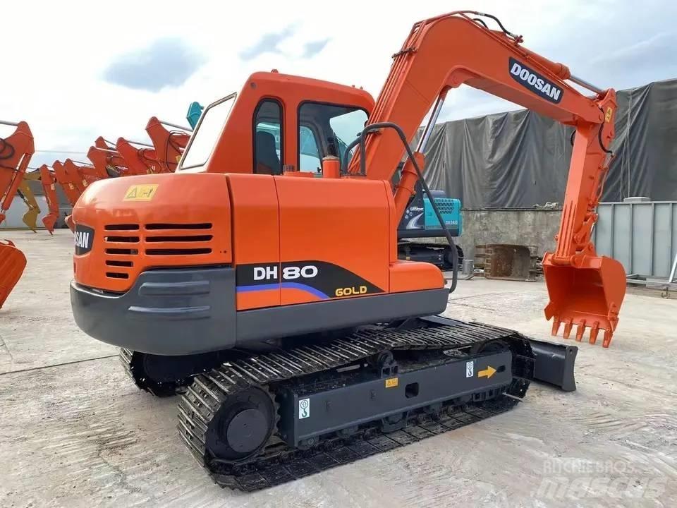 Doosan DH80 Bageri guseničari