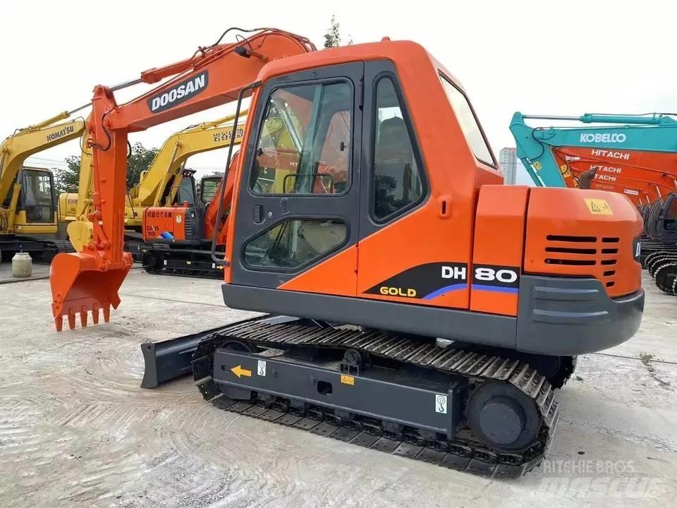 Doosan DH80 Bageri guseničari