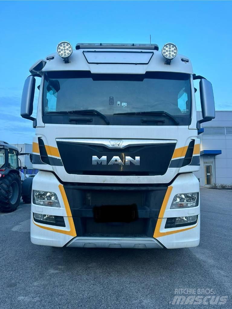 MAN TGX 26.560 Kiperi kamioni