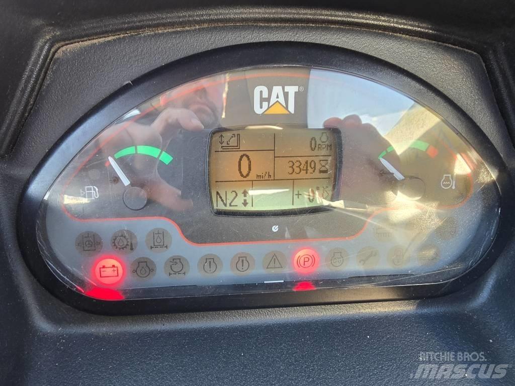 CAT TH337C Teleskopski viljuškari