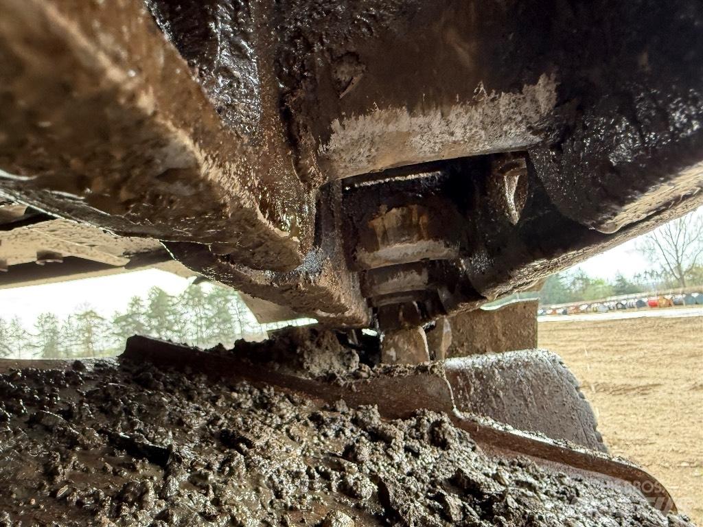 Volvo EC 160 EL Bageri guseničari