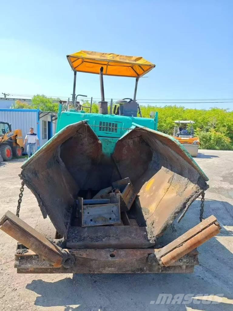 XCMG RP 453 L Asfaltni finišeri