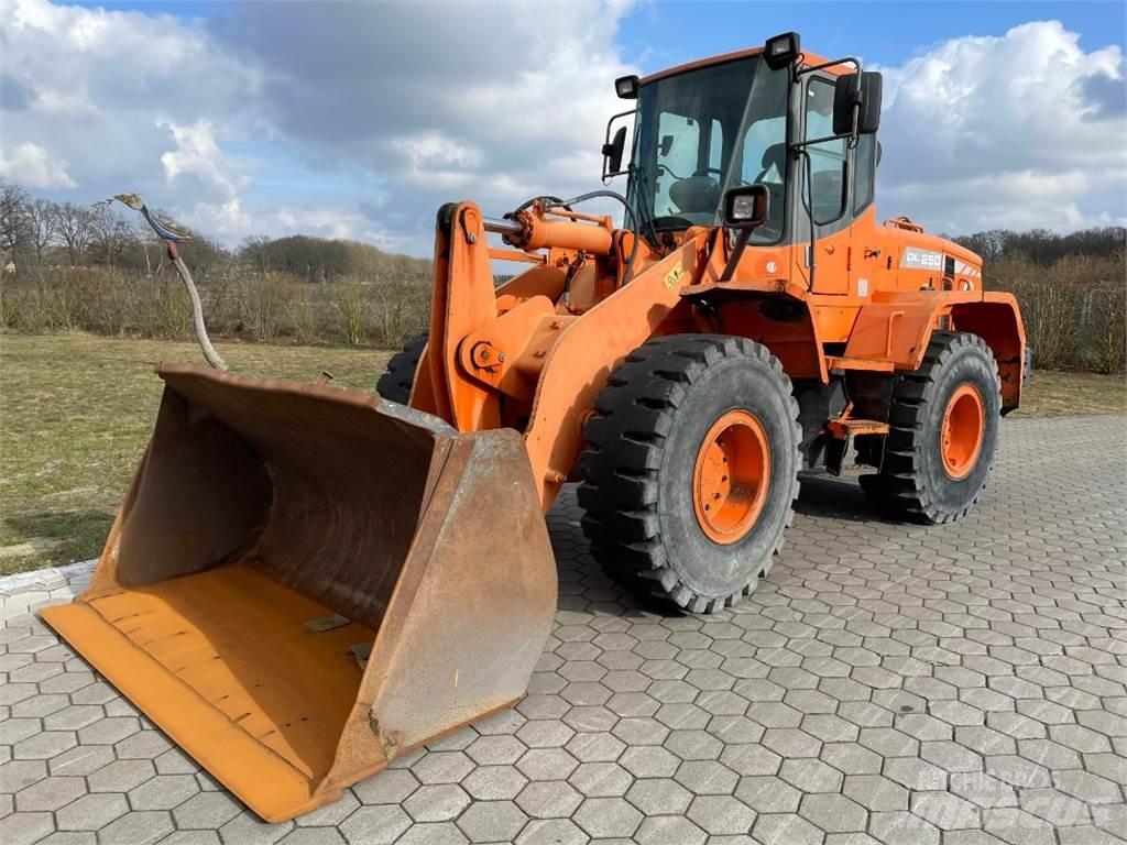 Doosan DL250 Utovarivači na točkove