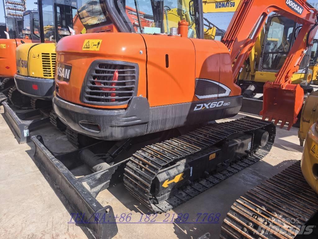 Doosan DX60 Bageri guseničari